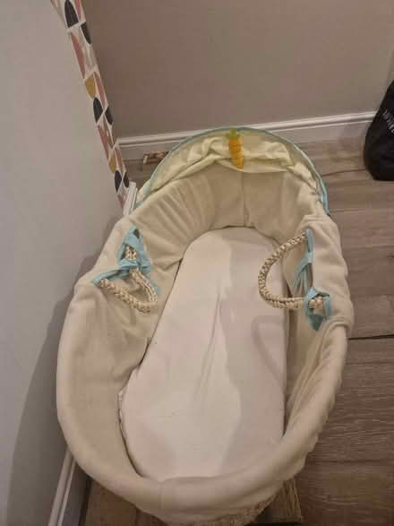 Photo of free Moses basket (Quorn LE12) #2