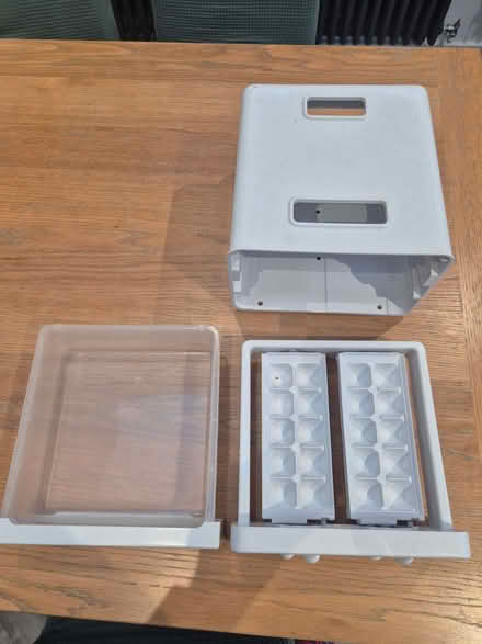 Photo of free Ice maker - in freezer (Croham CR2) #4