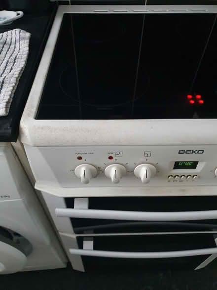 Photo of free Beko Electric white double oven/grl (wa72ds) #4