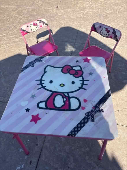 Photo of free 2 little chairs and table (Encino) #1