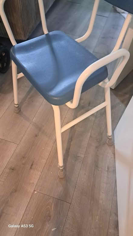 Photo of free Adaptable chair (CR0) #2