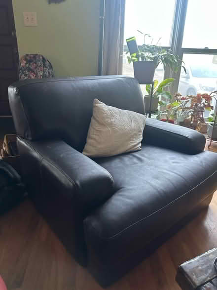 Photo of free Large brown leather chair (Salem (midtown)) #1
