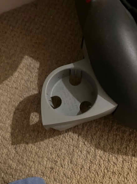 Photo of free Car seat (IP2) #2