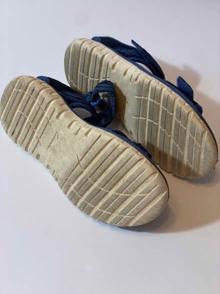 Photo of free Clark’s kids sandals size 12g (London Rd, HW HP11) #2