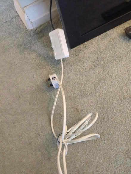 Photo of free Finlux TV 42 inch (Ilkley LS29) #2