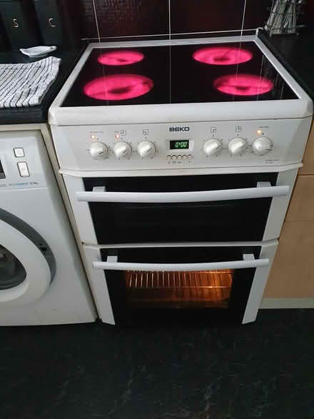 Photo of free Beko Electric white double oven/grl (wa72ds) #2