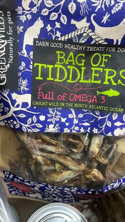 Photo of free 5 Cans of Dog Food for Kidney Care (Hales (Next To Loddon)) #2