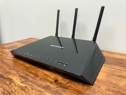 Photo of free DD-WRT 3.0 Netgear 1750 WiFi Router (Long Grove) #3