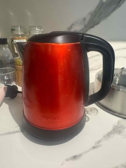 Photo of free Tefal 1.7L Electric Kettle (Serangoon Ave 2 (551236)) #1