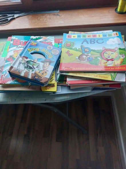 Photo of free Childrens books old (Foresthills) #1