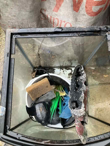 Photo of free Aqua One Fish Tank (Lightwater GU18) #3