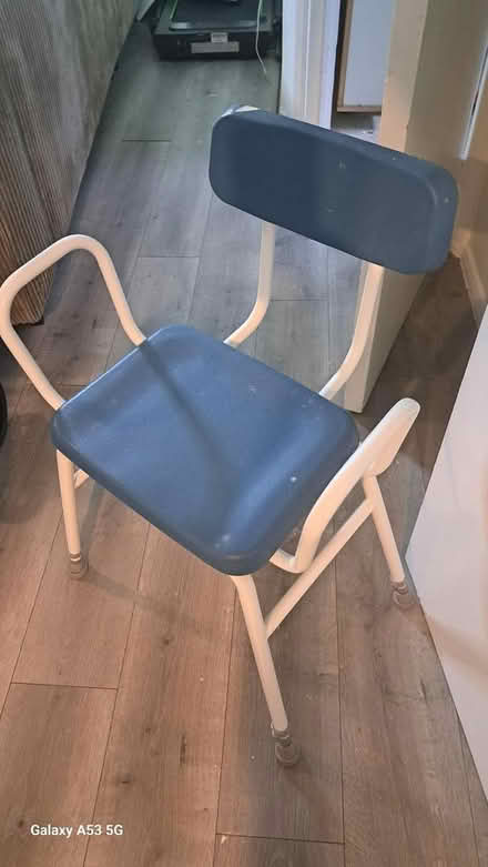 Photo of free Adaptable chair (CR0) #3