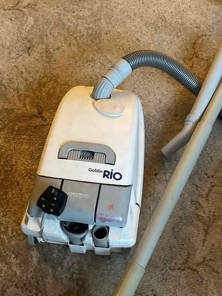 Photo of free Vacuum cleaner (Oswestry SY11) #2