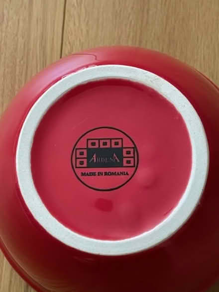 Photo of free Ceramic mixing bowls (Bundoora) #3