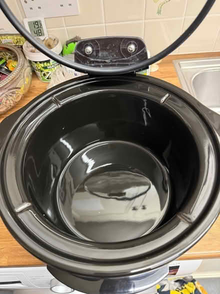 Photo of free Crockpot 4.7L Slow Cooker (CT21) #4