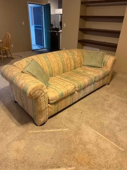 Photo of free Couch (92nd St & Shea, Scottsdale) #2