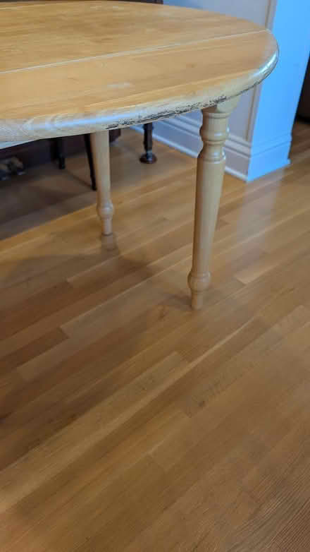 Photo of free Oak kitchen table (Phinney Ridge/Fremont) #2