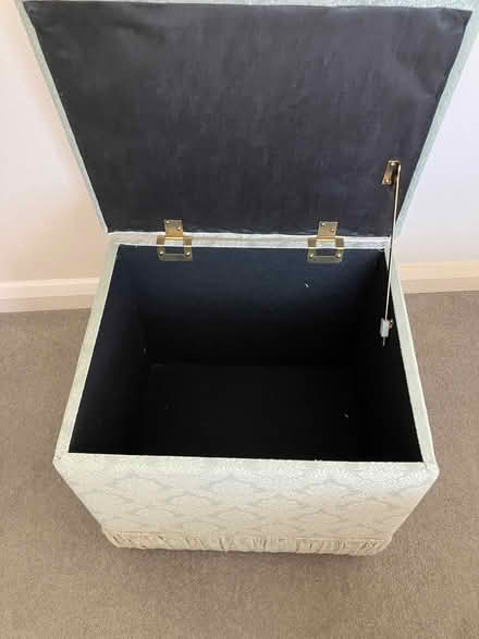 Photo of free Small ottoman (Rustington BN162EH) #2