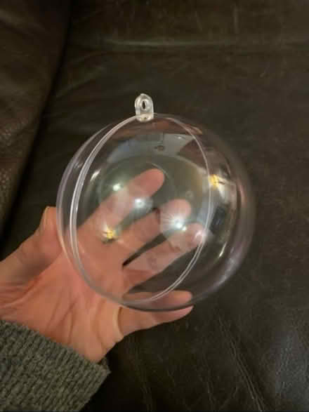 Photo of free 5 Clear Baubles (Cheshunt En8) #1