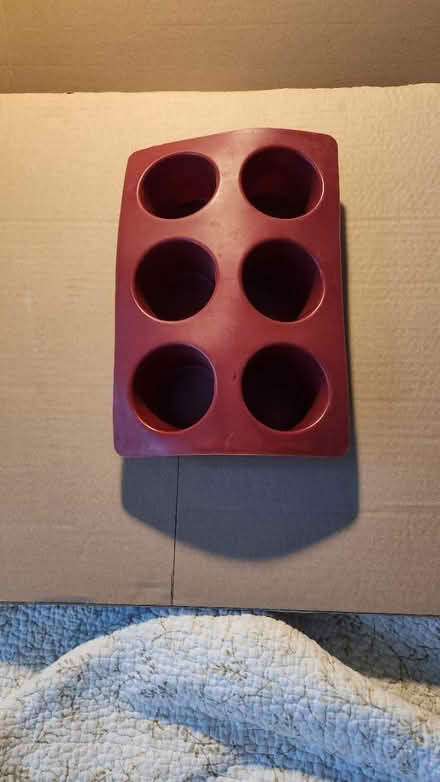 Photo of free Silicone nonstick muffin pan (Danforth and Greenwood) #1