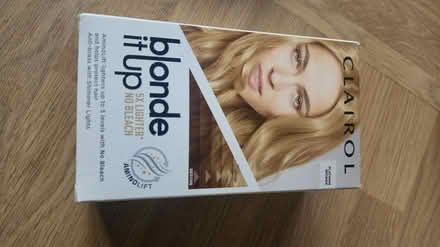 Photo of free Blonde hair dye new in box (CO1 Newtown) #1