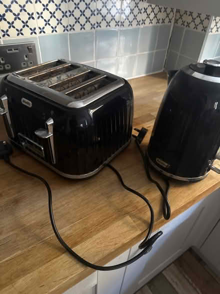 Photo of free Kettle and toaster (SE1) #1