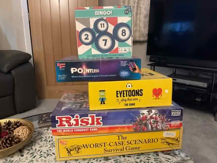 Photo of free 5 games , Risk, Eyetoons, Pointless, Bingo, Survival. (Whitnash CV31) #1
