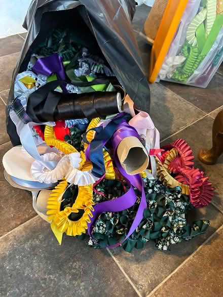 Photo of free Ribbons and rosette ribbon (Ta20) #1