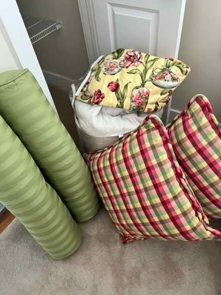 Photo of free King custom bedding (Raritan twp) #1