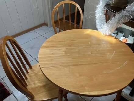 Photo of free Kid's round table (Cupertino De anza) #1