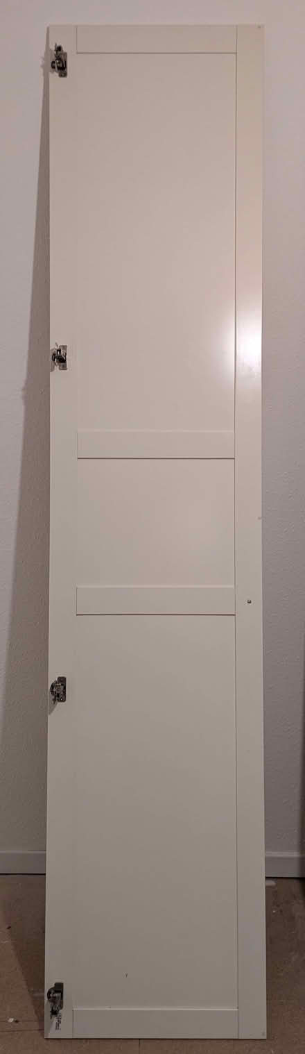 Photo of free A white Ikea Tyssedal door compatible with Pax wardrobes (Bingfield Park N1) #2