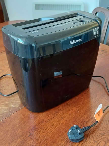 Photo of free small shredder (Greaves LA1) #1