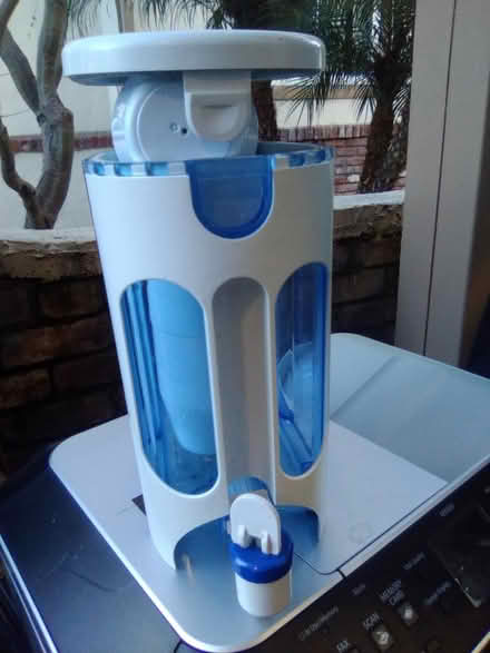 Photo of free 🚨 humidifier + water filter (94025) #3