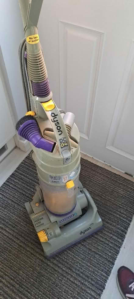 Photo of free dyson dc04 (Ickleford SG5) #1
