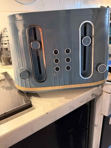 Photo of free Asda kettle and toaster (Lancing BN15) #3