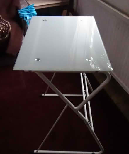 Photo of free Metal White Frosted Side/Table (S8 Lowedges) #4