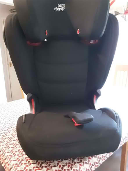 Photo of free Britax Romer Kidfix car seat (Scotter DN21) #1