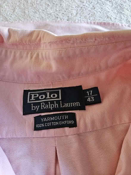 Photo of free 2 shirts 43/17 (CR0) #4