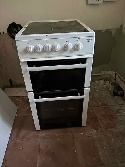 Photo of free Beko cooker, less than 2 years old (Bettws-y-crwyn LD7) #1