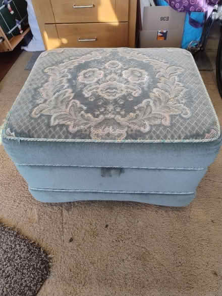 Photo of free Ottoman Pouffe (GL10) #1