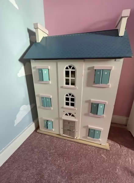 Photo of free Children’s doll house (Chessington Surrey KT9) #1