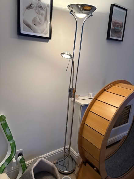 Photo of free 2 light dimmable floor lamp (Knightsbridge SW3) #1