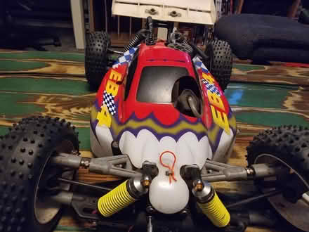 Photo of free EB4 Fuel Powered 1/8 Buggy (Mile End E3) #2