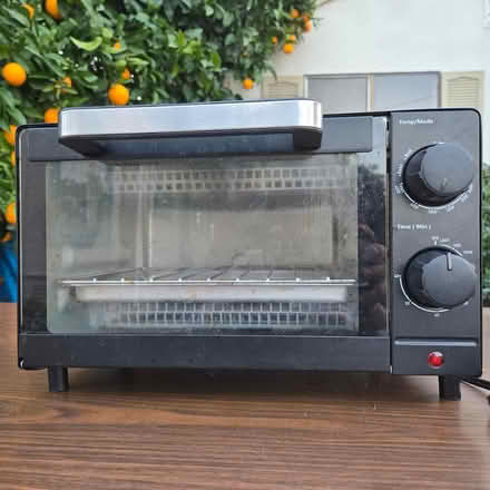 Photo of free Toaster Oven smaller size (Chiquita Av MtnVw) #2