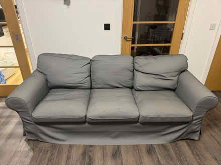 Photo of free 3 seaters sofa (Cholsey Meadows OX10) #1