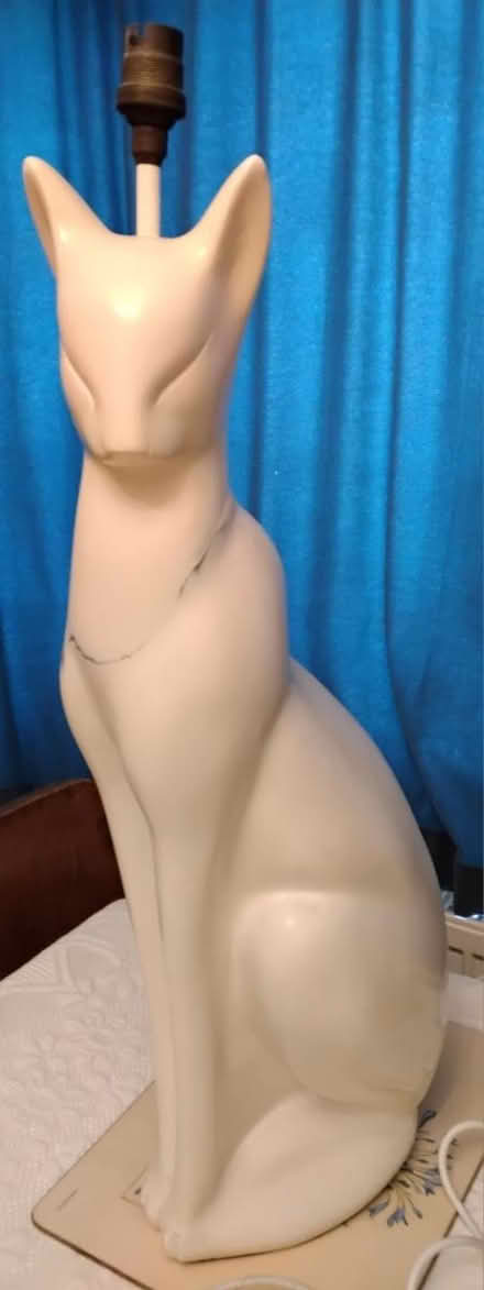 Photo of free 2 Oriental/Siamese Cat Lamps (DA1) #3