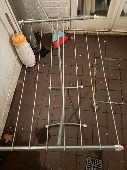 Photo of free Drying rack (Knightsbridge SW3) #2