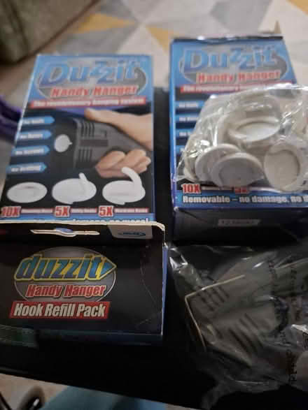 Photo of free 2 duzzit hanging kits and extra pads (Kilburn DE56) #2
