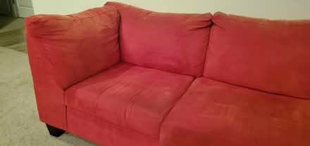 Photo of free Sectional with ottoman (Vineyard) #2