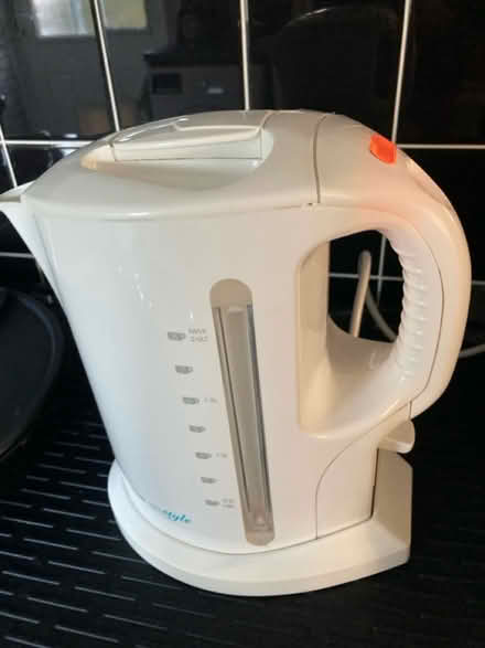 Photo of free White cordless Kettle (Watford WD18) #1